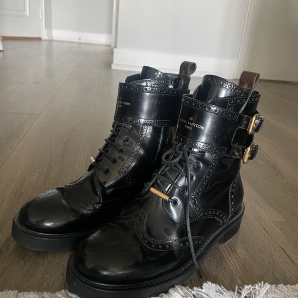 Louis Vuitton boots - Picture 2 of 7